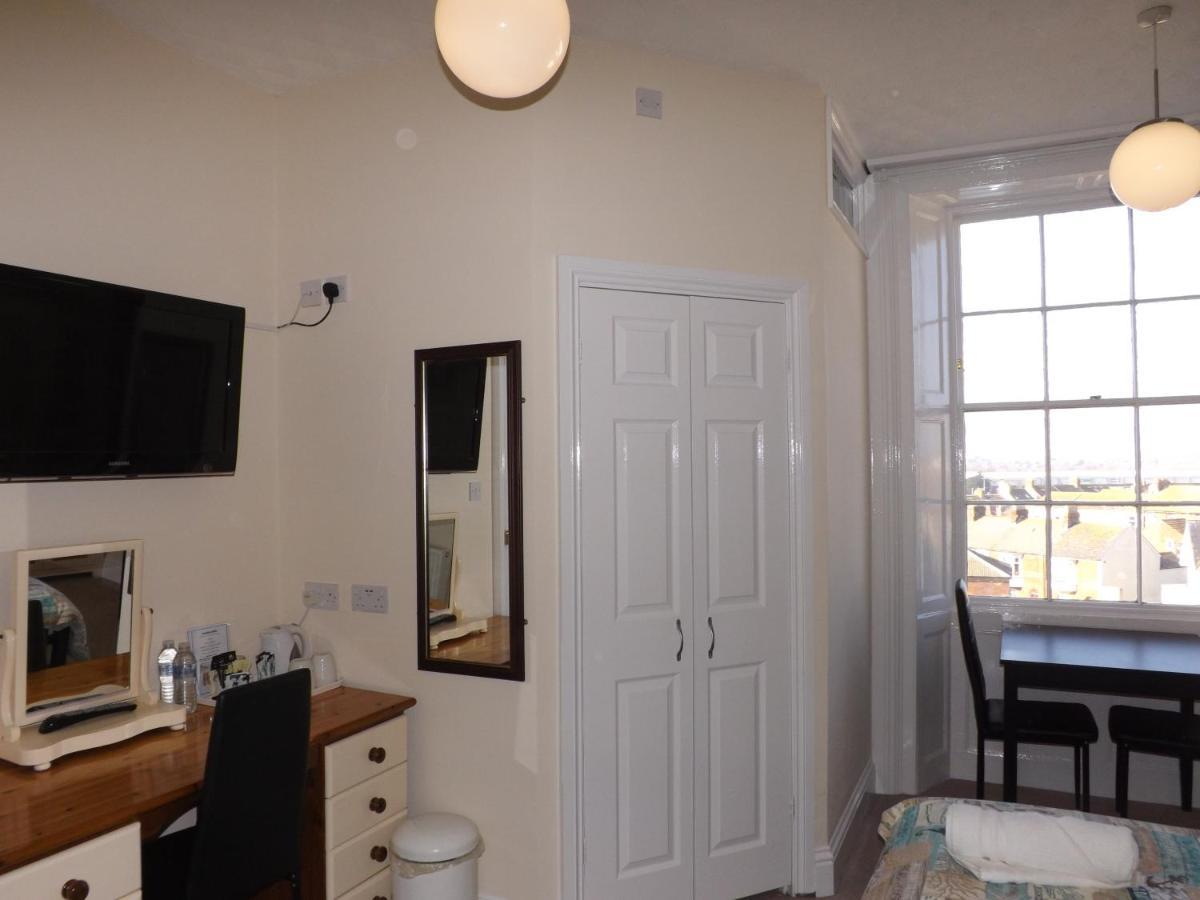 The Edenhurst Guesthouse Weymouth Exterior photo